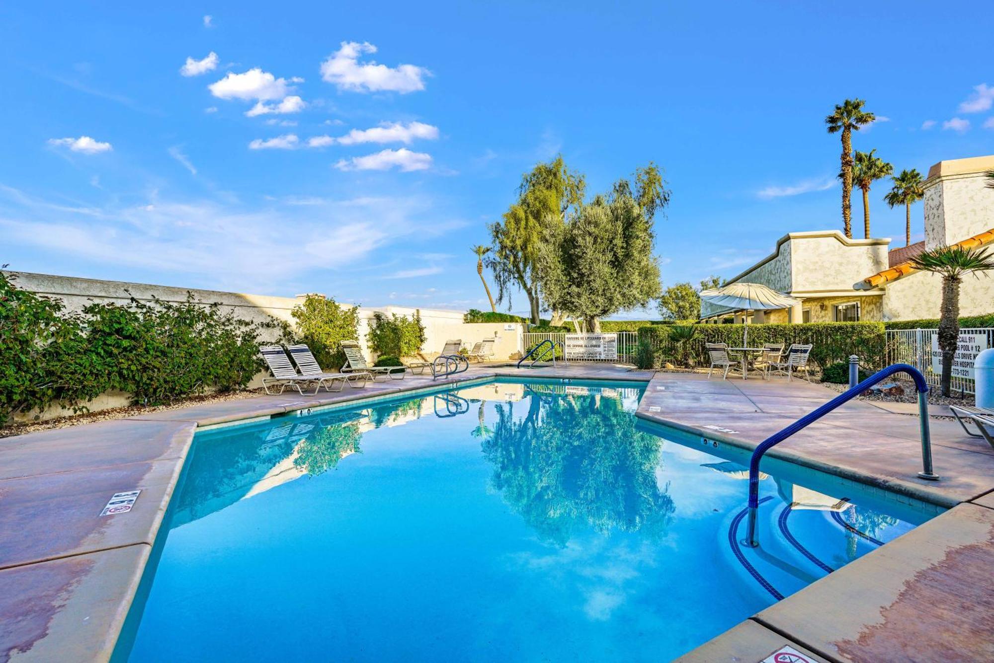 Idyll In The Desert - Immaculate Palm Desert Getaway Extérieur photo